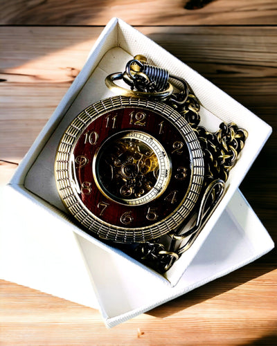 Карманний годинник з видимим механізмом – можливість персоналізації через гравіювання