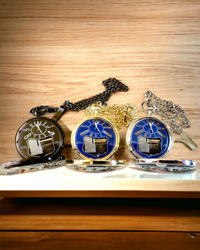 Pocket watch "Astrum Temporis" - Gold frame. Personalization with engraving available.