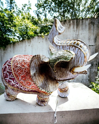 Sloní Strážkyně – Dekorativní Slon z Pryskyřice s Možností Gravírování