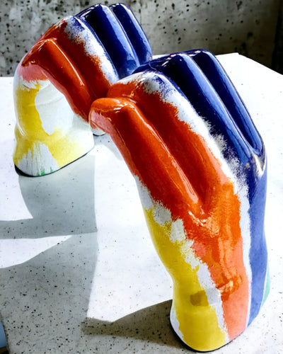 Coração Colorido Espacial - Estatueta Decorativa de Resina com possibilidade de personalização, para presente