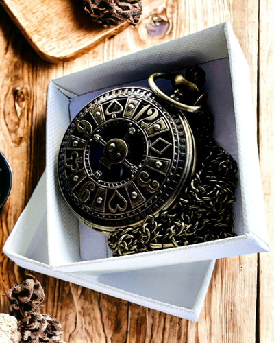 Kabatas pulkstenis "Heritage Timekeeper" Personalizēta dāvana ar gravējumu