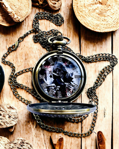 Kabatas pulkstenis "Heritage Timekeeper" Personalizēta dāvana ar gravējumu