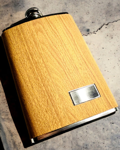 Wooden Set "Elegance Flask" with Custom Engraving Option