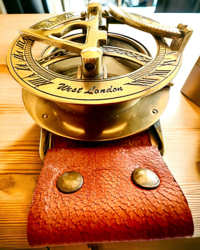 Sundial "Antique Compass", wristwatch with compass, customizable with engraving