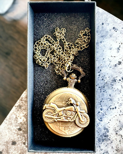 Džepni sat "Motociklistički Elegantan" – Graviranje