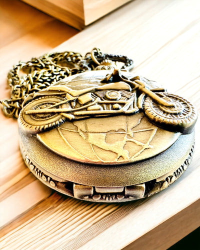 Džepni sat "Motociklistički Elegantan" – Graviranje