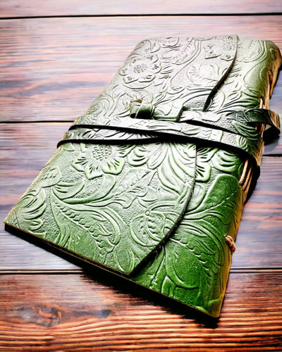 Преміум шкіряний блокнот "Елегантність Природи" - 200 сторінок, 120г, нотатник, скетчбук, 2 кольори на вибір, персоналізація гравіюванням