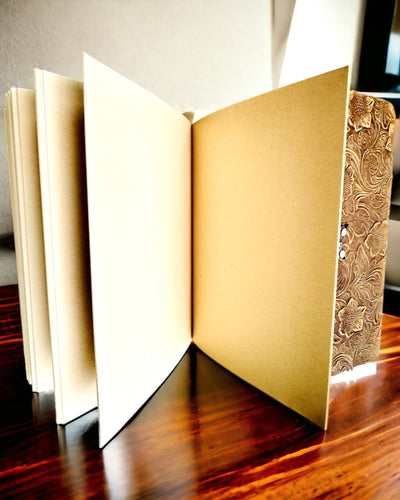 Prabangus Retro Užrašų Knygelė su Odiniu Viršeliu - "Vintage Elegance", 480 puslapių, galimybė personalizuoti graviravimu