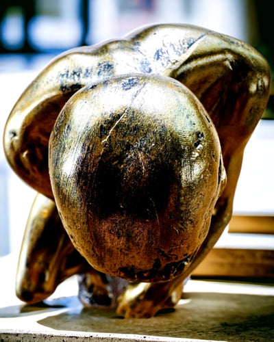 Golden Thinker - Resin Figurine, Customization with Engraving