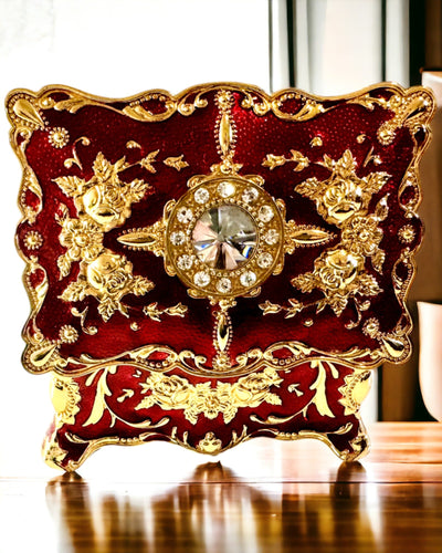 „Szkatułka“, papuošalų organizatorius vintage stiliumi – metalinė lobio dėžutė su dekoratyviniais elementais