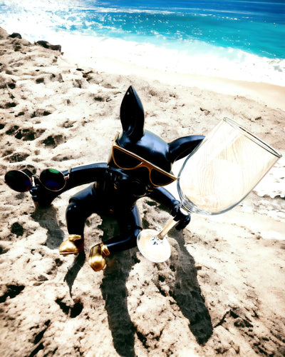 Figurină Exclusivă „Bulldog Elegant”, culoare neagră, suport pentru pahar de vin sau șampanie, personalizare cu gravură