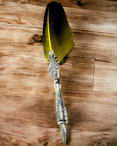 Vintage Calligraphy Pen with Natural Goose Feather – Ideal Gift for Mother's Day or Teacher's Day. Engraving