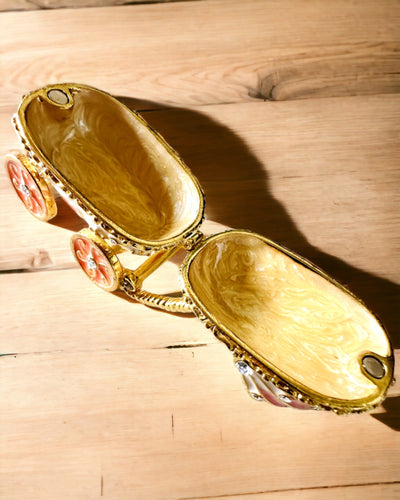 Pequeno Carrinho de Contos de Fadas para joias, tesouros - Elegância Real, personalização com gravação