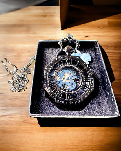 Klasični osmerokutni mehanički džepni sat Steampunk u crnoj boji, gravura