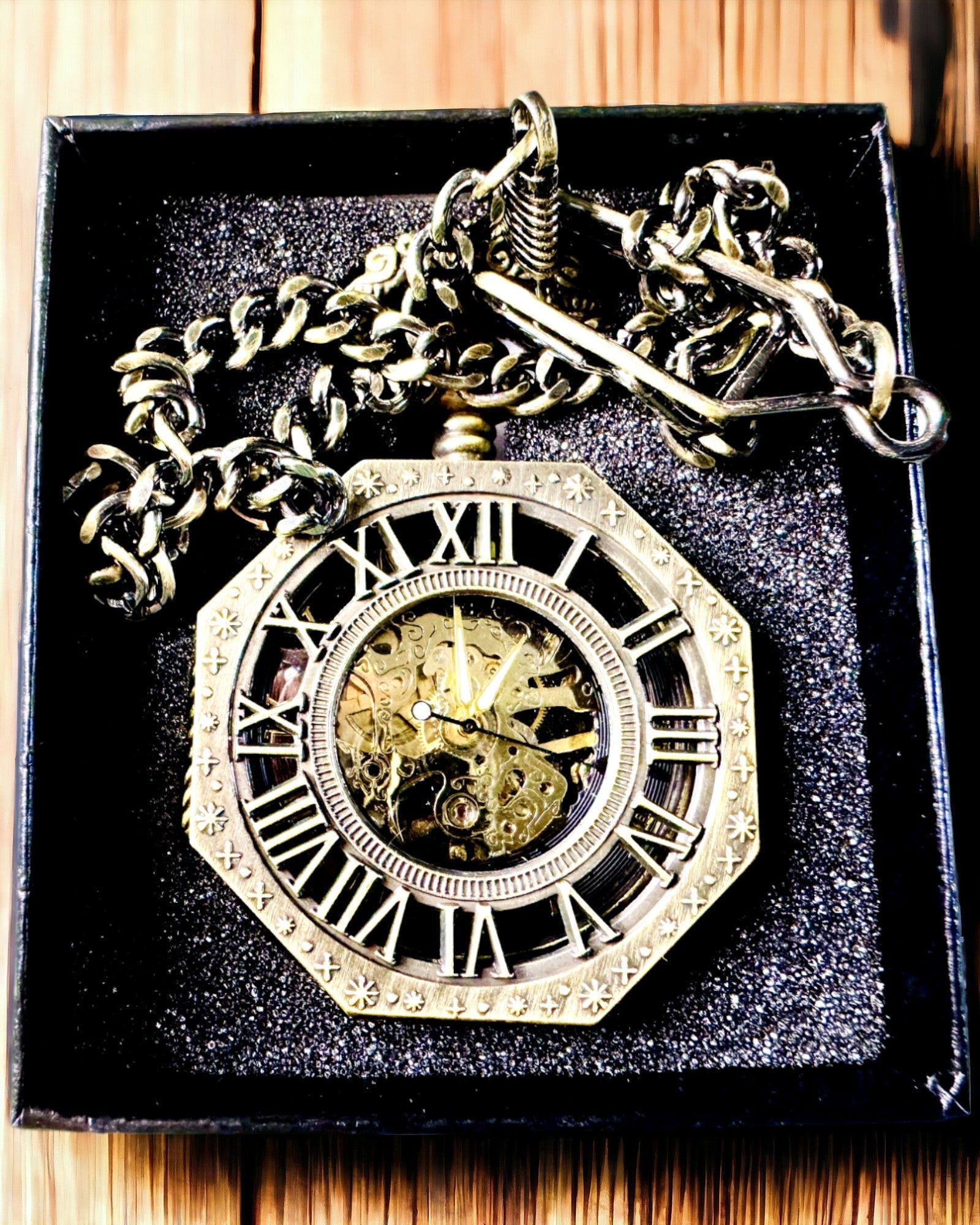 Klasické Osmiboké Hnědé Mechanické Kapesní Hodinky ve Stylu Steampunk - Nadčasové