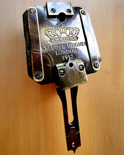 Solid, premium "Navigator" Captain's Compass - with personalization engraving option