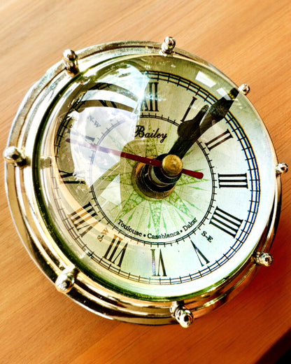 Bailey Compass Clock - Ceas Elegant cu Motiv de Busolă cu Posibilitate de Gravare