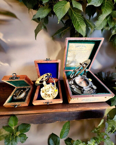 Wooden box for "Maritime" compact compass - personalization with engraving available