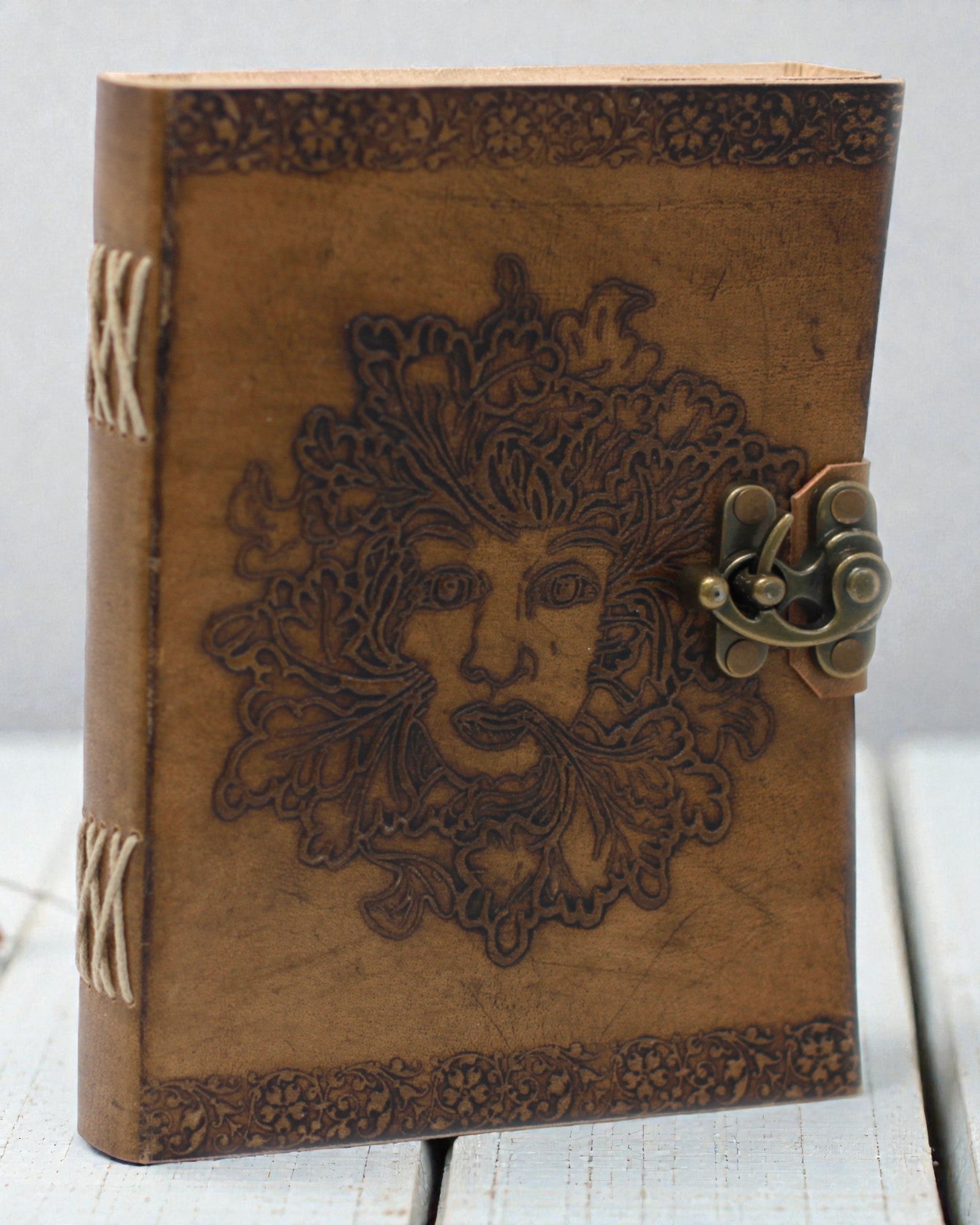 Caderno de apontamentos em couro «Homem Verde» (20x15 cm)