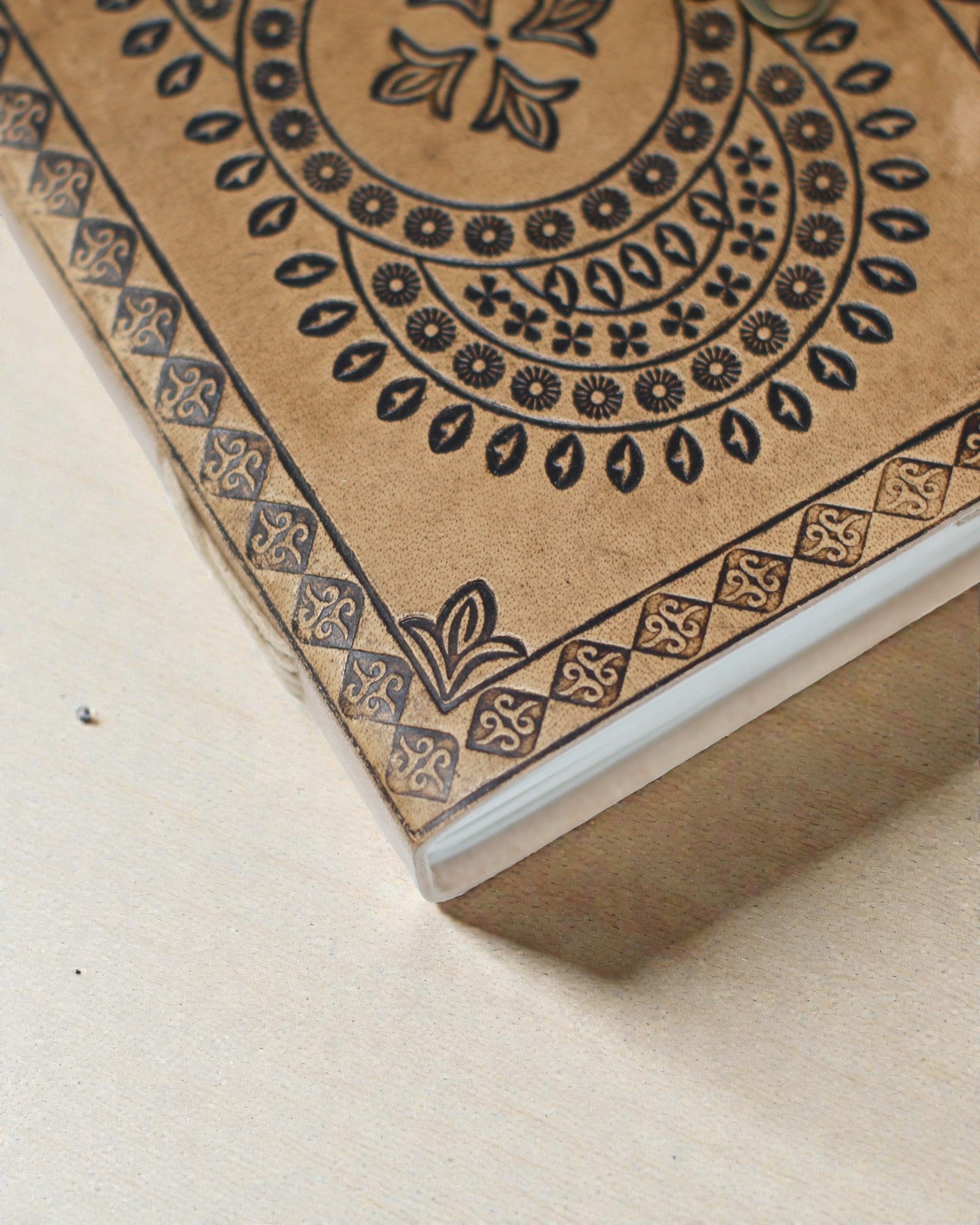 Caderno de notas em couro Mandala azul (18x13 cm)