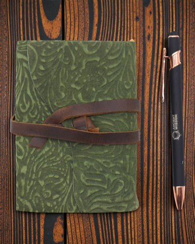 Green Maze senovinio stiliaus – odinė užrašų knygelė su sendintais lapais 12,7 × 8,9 cm