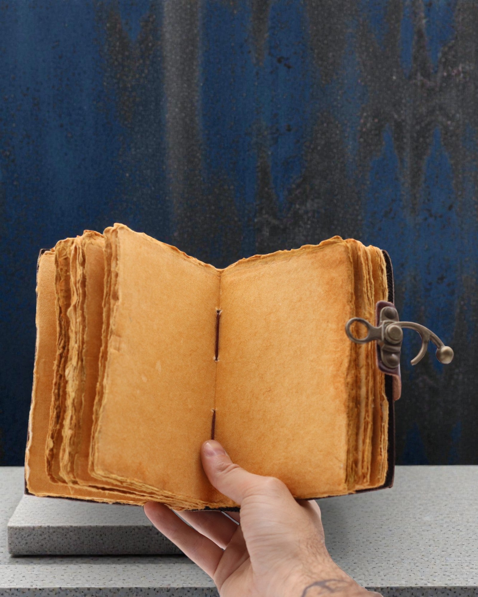 Antiqua Stories – leather notebook with aged pages 15 × 10 cm, The Notes of Untold Stories