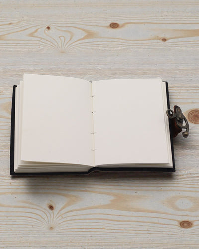 Шкіряний друкований записник – Припини безкінечне гортання поганих новин - 17.8x12.7 cm