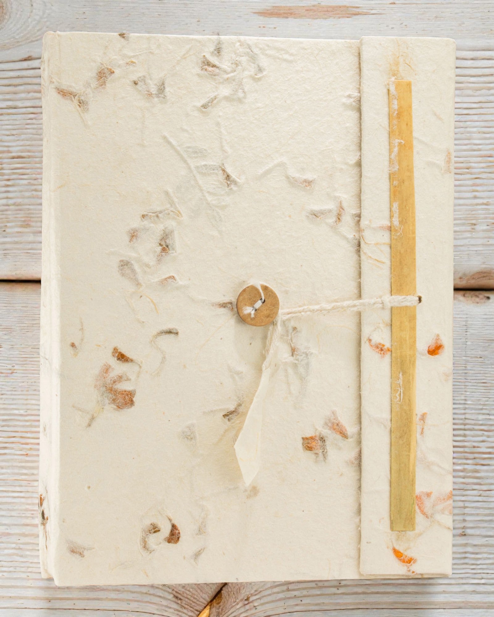 Large Lokta Botanical Bloom Notebook – Flowers (45 sheets, 21 x 15 cm)