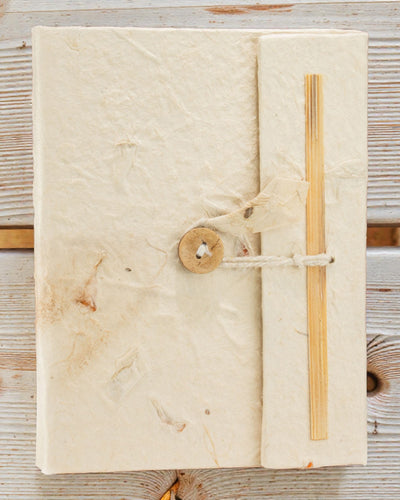 Med Lokta įvairių gėlių užrašinė, didelė (15 × 12 cm) – 45 lapų