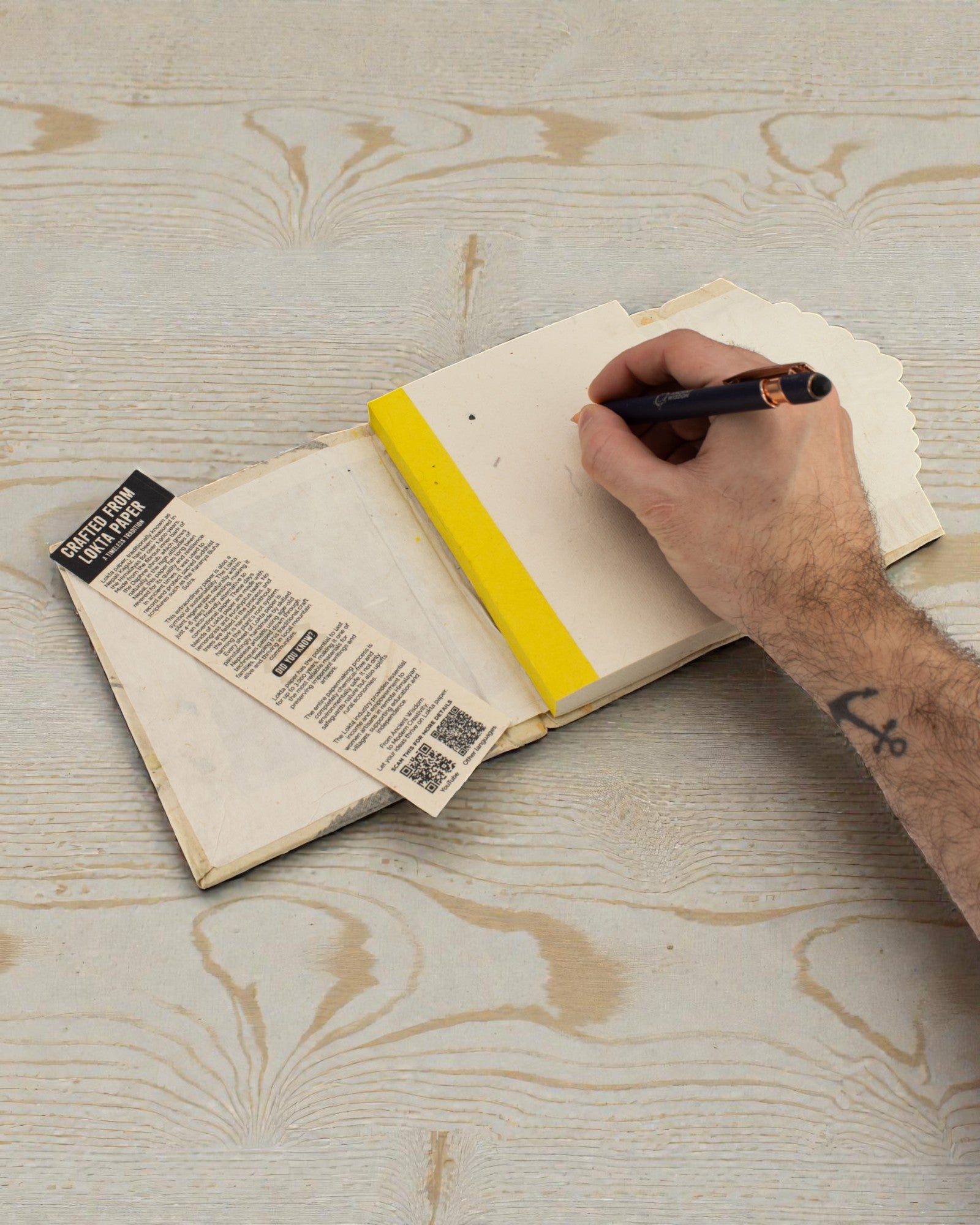 Caiet de note mediu Lokta Bugenwilla (15 x 12 cm) – 45 de file