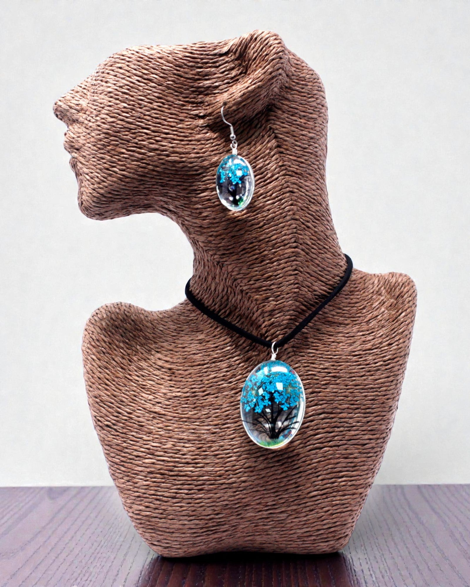 Sea Breeze – Blue-Green Jewelry Set with Dried Flowers Tree of Life