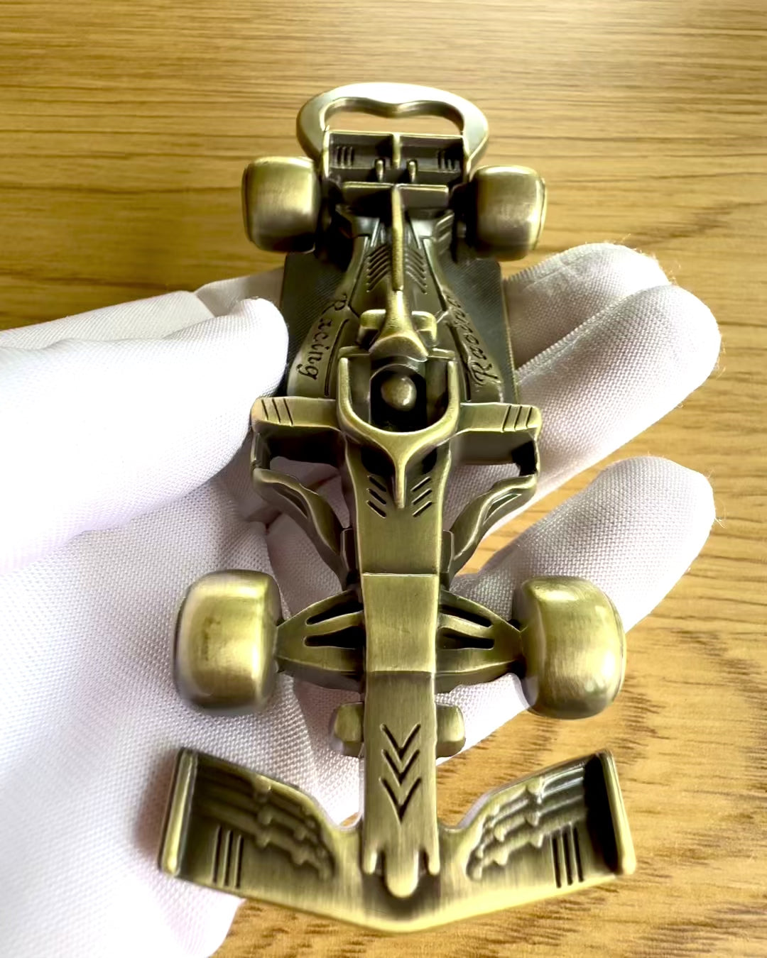 Otvírák na lahve Vintage Motorizace - 3 varianty, personalizace gravírováním jako dárek
