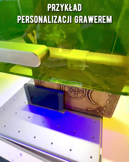 Premium Dnevnik, Antički uzorak, Kožna Bilježnica "Čarobna Kronika" 200 stranica, 2 varijante na izbor, personalizacija gravurom