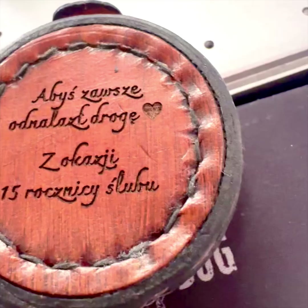Historický mosazný kompas v koženém pouzdře s možností gravírování