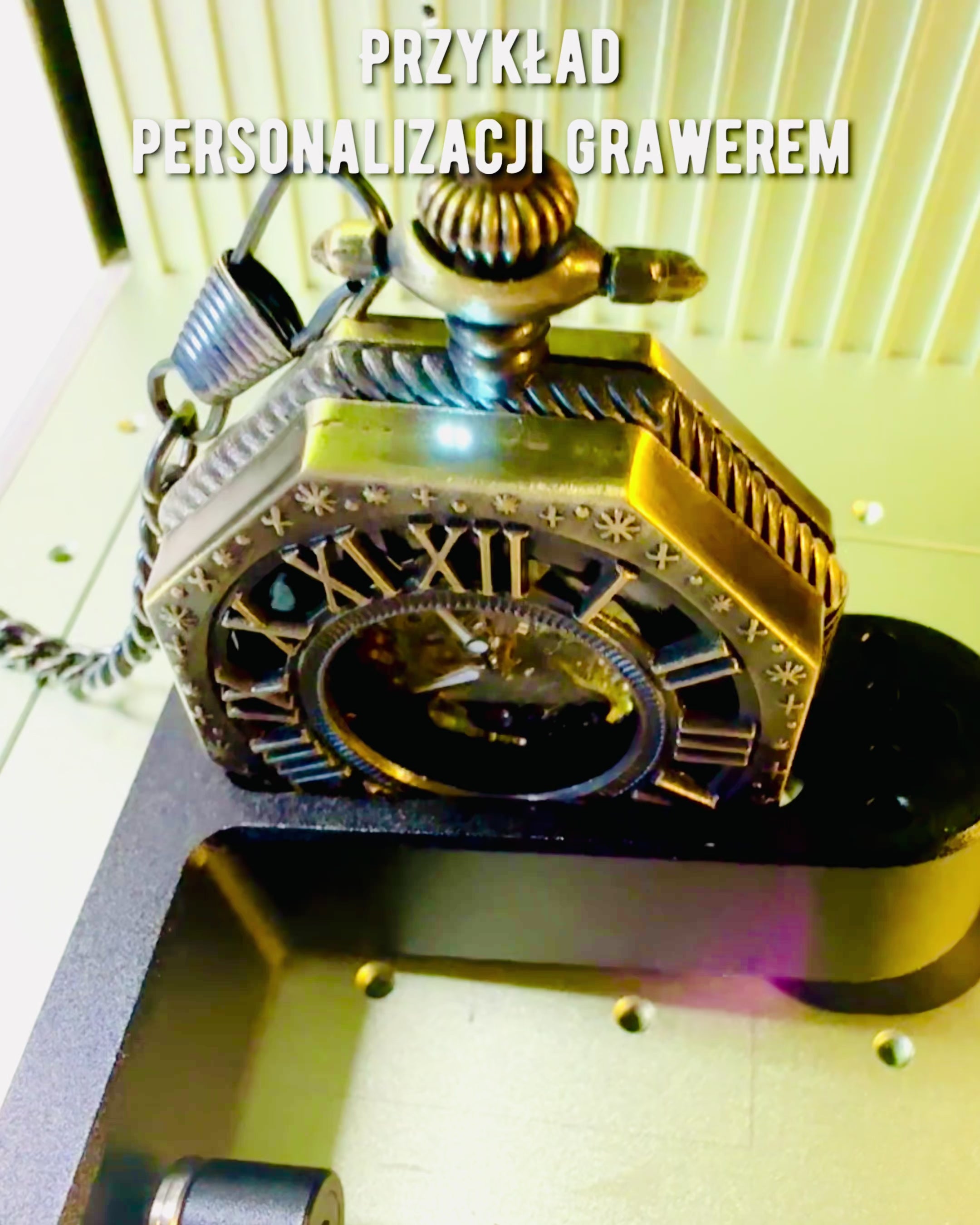 Klasické Osmiboké Hnědé Mechanické Kapesní Hodinky ve Stylu Steampunk - Nadčasové
