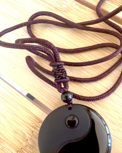 Colier Boho din Obsidian Yin Yang Tai Chi, posibilitate de personalizare cu gravură pentru cadou