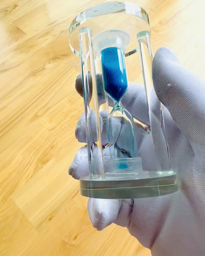 Hourglass "Blue Elegance", 10 cm in height, measures 10 minutes of time