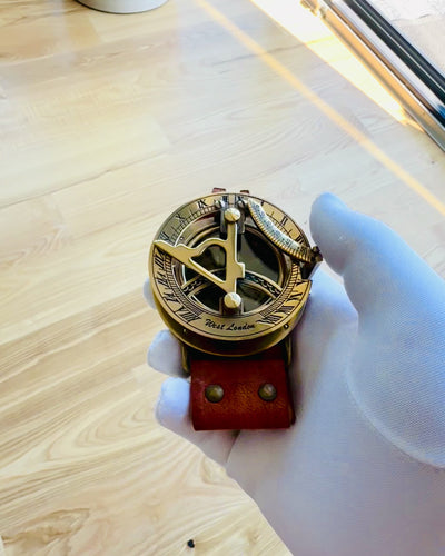 Sundial "Antique Compass", wristwatch with compass, customizable with engraving