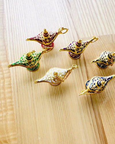 Small 4 cm Magic Aladdin Lamp, keychain, 6 color variants - Enchanted Memories, personalization with engraving