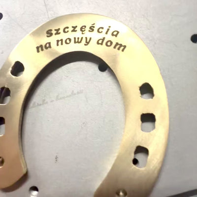 Herradura de la suerte de latón de 15 cm con opción de grabado - regalo elegante para la buena suerte