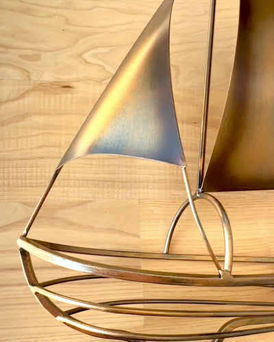 Metalni stalak za vino visine 45 cm, "Željeznička Fantazija" - u obliku jedrenjaka s mogućnošću graviranja za poklon