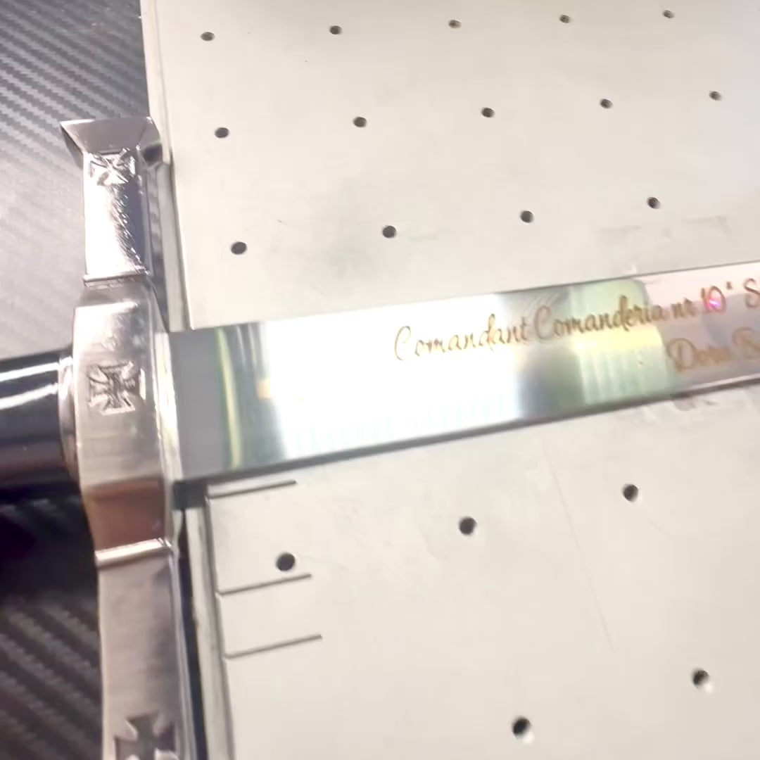 Tērauda bruņinieka zobens 84 cm makstī - replika SW-114 ar iespēju personalizēt ar gravējumu