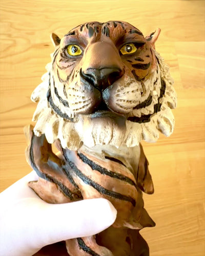 "Tiger King of the Jungle" Statuette with Engraving Option, 29 cm Tall Figurine, Gift Decoration