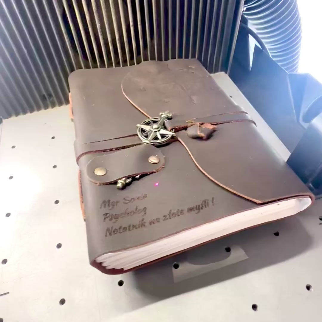 Kožni retro notes Ruža vjetrova 200 stranica s mogućnošću personalizacije gravurom