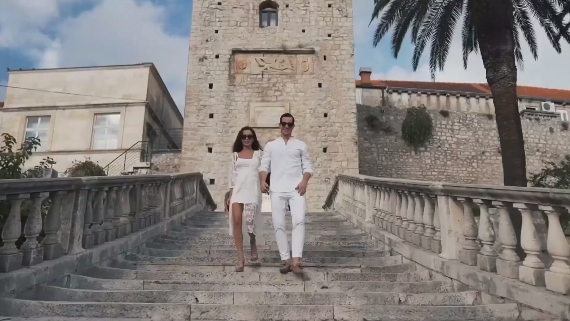 Завантажити відео: 