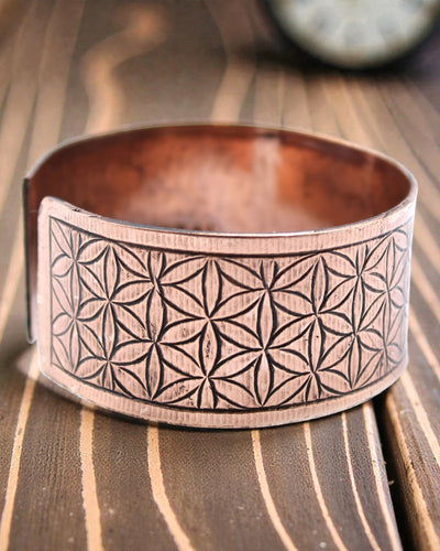 Tibetan Copper Bracelet Mandala of Harmony – Flower of Life